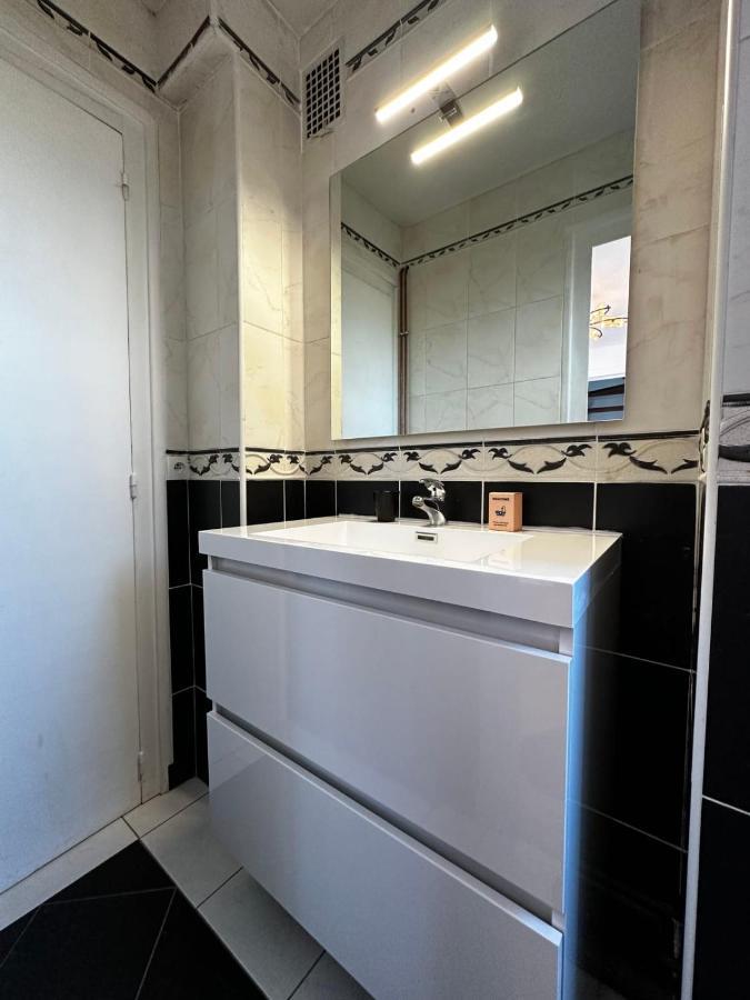 Beautiful Apartment With Terrace - Loire View Tours Kültér fotó