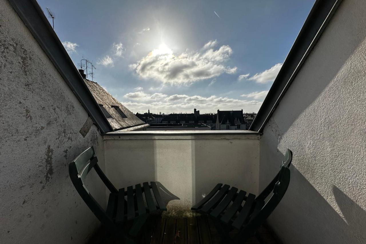 Beautiful Apartment With Terrace - Loire View Tours Kültér fotó